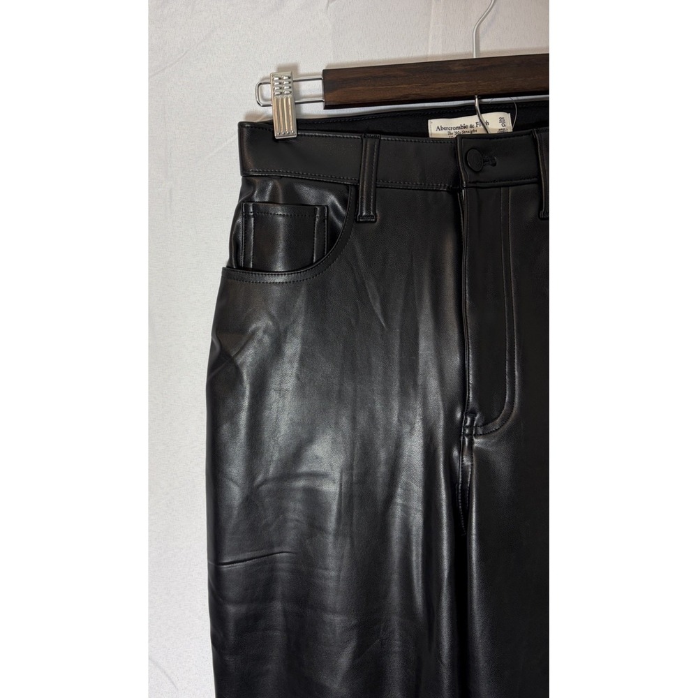 Abercrombie & Fitch Ultra High Rise Vegan Leather Pants 25/0R '90s Straight - Picture 4 of 16